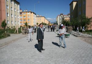 Aziziye'de yol seferberliği